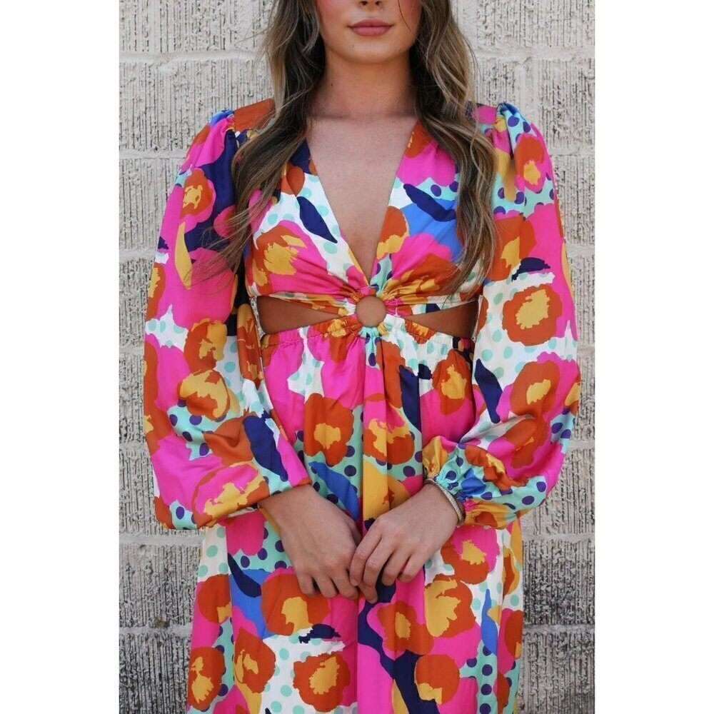 St. Tropez Floral Vacation Maxi Dress - Picture 3 of 9